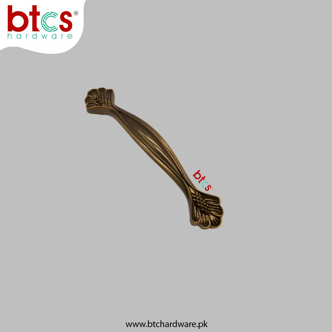 13-148 Furniture Handle