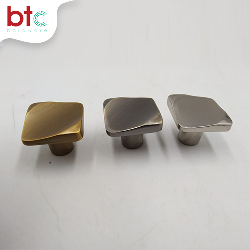 2221 Knob - BTC Hardware