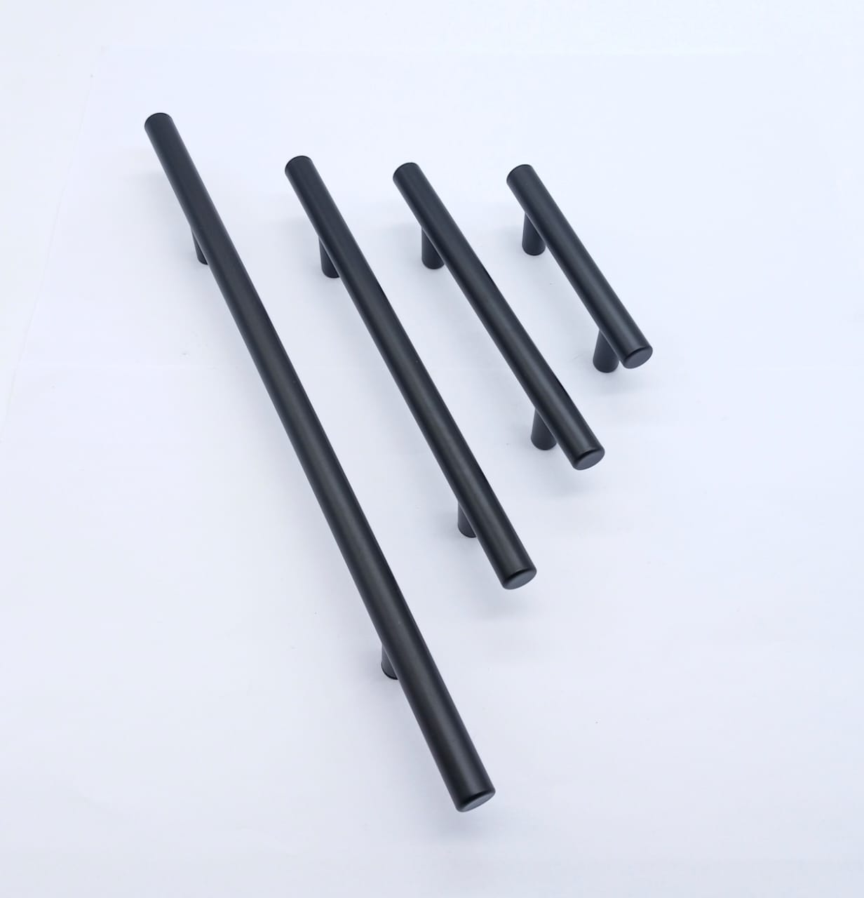 black handle 2