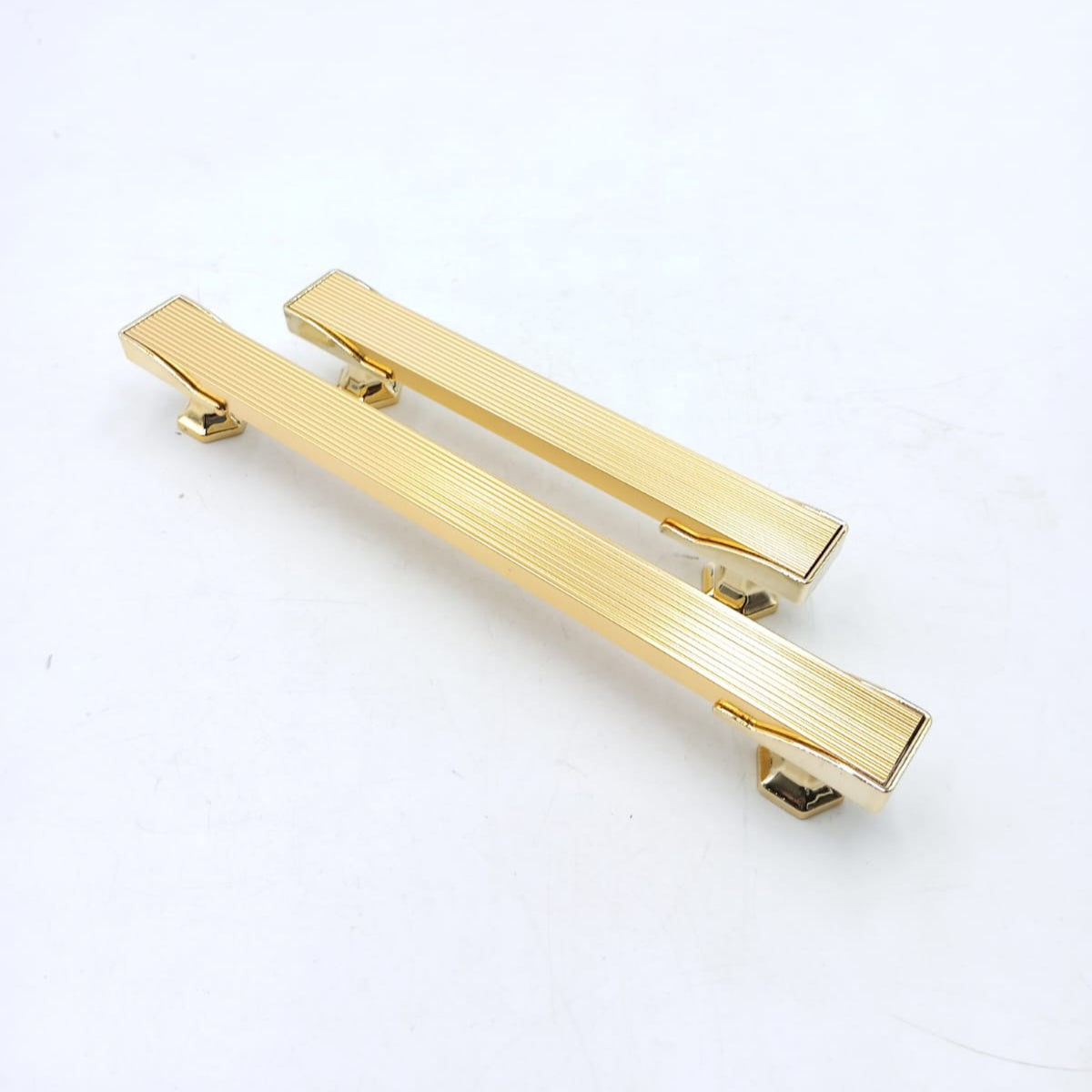 40420 Elegant Furniture Handle