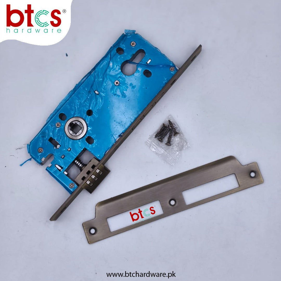 L12 MAB/MBT Handle Door Lock