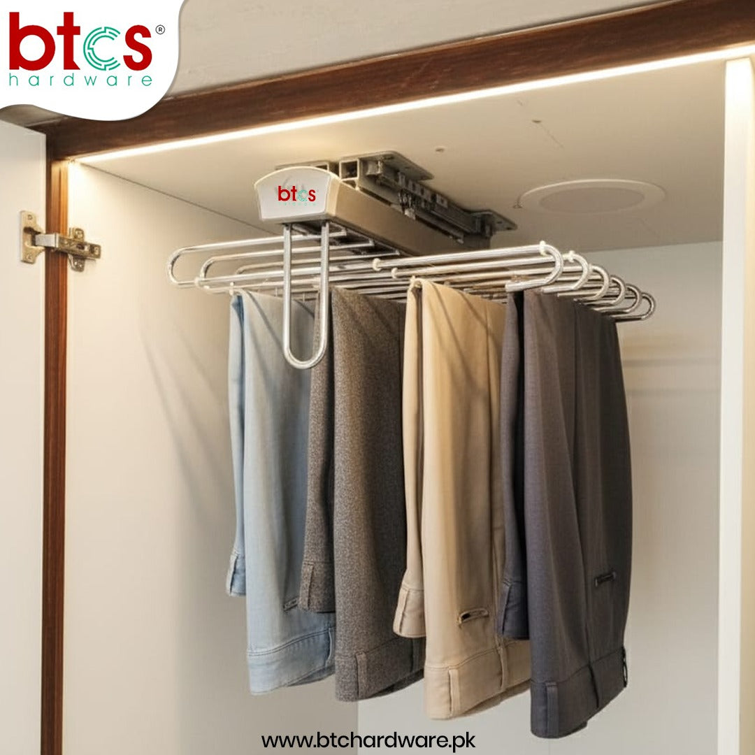 Clothes Hanger HZL861